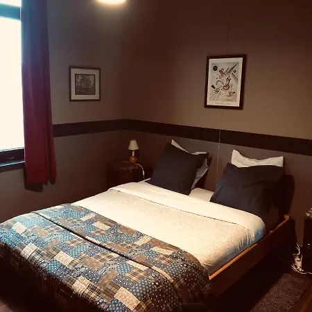 Faja Lobi Bed & Breakfast Gand